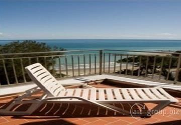 Hotel Ambassador Лайгуэлья Экстерьер фото